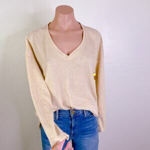 Gibsonlook Waffle Knit V-Neck Pullover Long Sleeve Shirt Beige size XS NEW